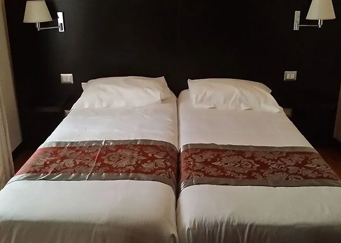 Hotel Regal Park