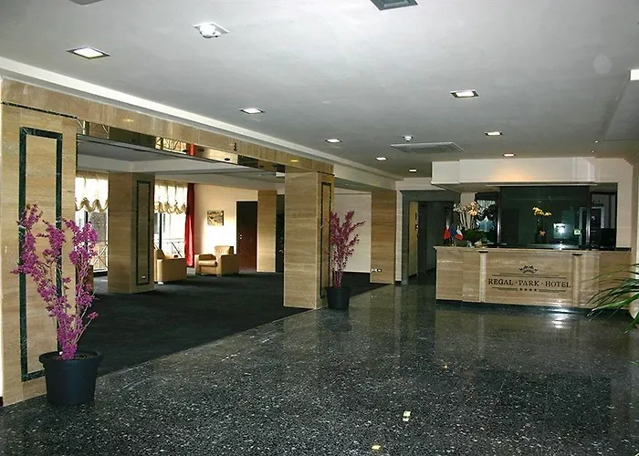 Hotel Regal Park