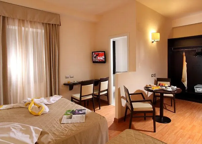 Regal Park Hotel