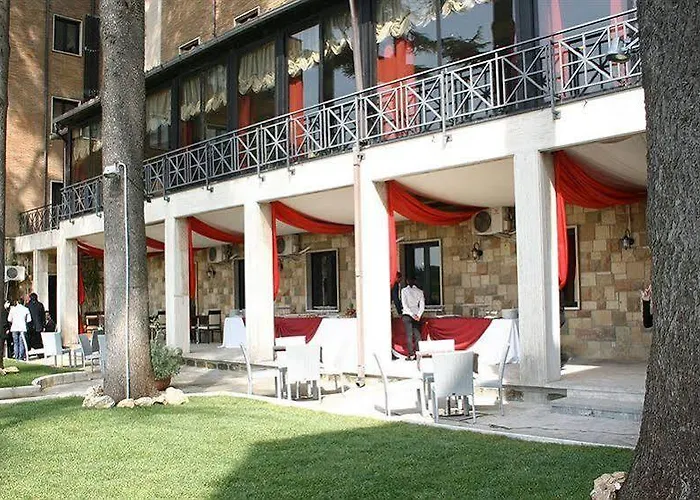 Regal Park Hotel 4*