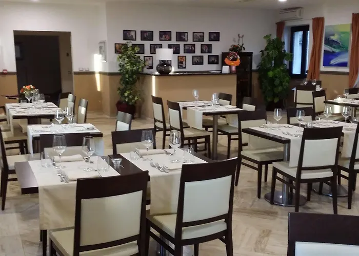 Regal Park Hotel 4*