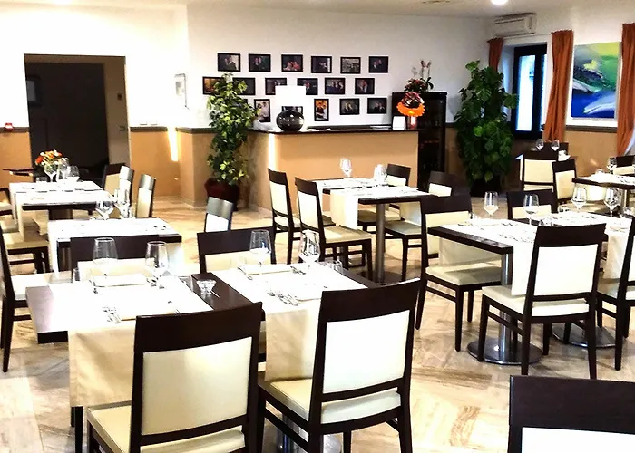 Regal Park 4*
